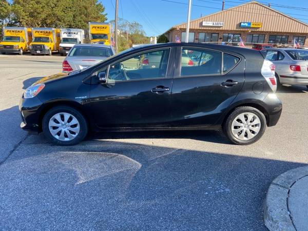 2014 Toyota Prius c Two 4dr Hatchback **GUARANTEED FINANCING** -... for sale in Hyannis, RI – photo 6