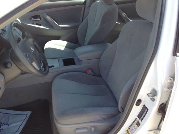 2009 Toyota Camry LE - - by dealer - vehicle for sale in Lincoln, NE – photo 4