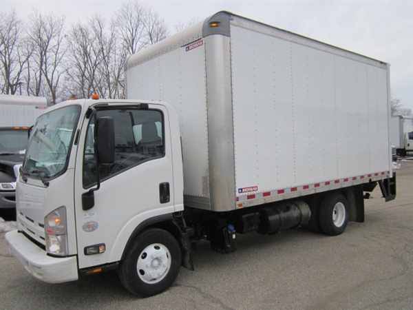 2015 Isuzu NPR HD 16' Morgan Box Truck Liftgate Non-CDL #3626 - cars... for sale in East Providence, RI – photo 2