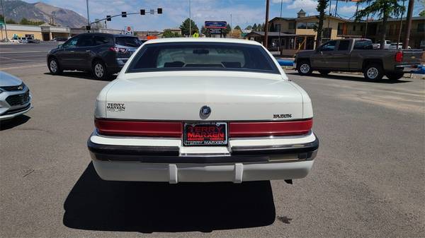 1993 Buick Roadmaster Base sedan - - by dealer for sale in Flagstaff, AZ – photo 20