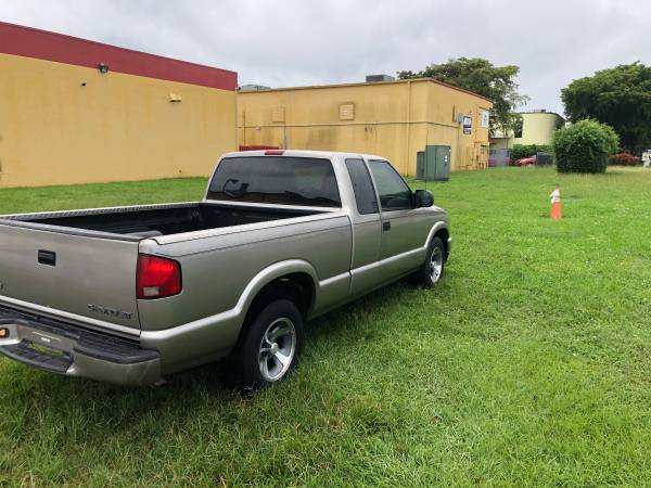 2001 Chevrolet S-10 Excellent Condition - - by dealer for sale in Miami, FL – photo 4