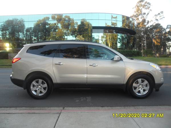 2012 CHEVY TRAVERSE LT--------DEALER SPECIAL------AWD------3RD... for sale in San Diego, CA – photo 4