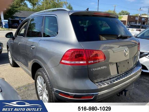 2017 Volkswagen Touareg V6 Sport w/Technology SUV - cars & trucks -... for sale in Floral Park, NY – photo 6