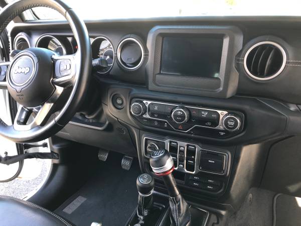 2018 Jeep Wrangler Unlimited JL Hardtop Sahara (26, 500 miles) - cars for sale in Kailua, HI – photo 7