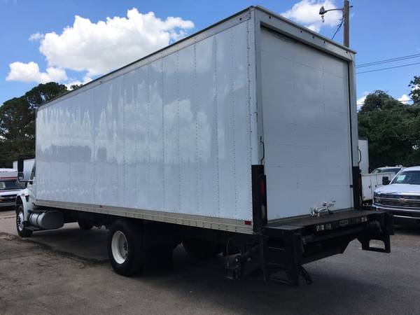 2015 INTERNATIONAL 4300 26ft Box Truck W/Liftgate 6.7L CUMMINS... for sale in Arlington, LA – photo 4