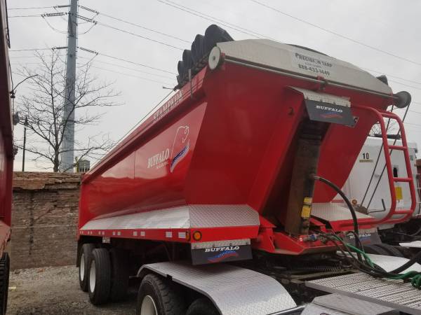 2016 Stampede Buffalo Dump Trailer. for sale in Chicago, IL – photo 2