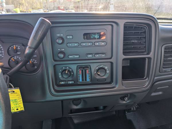 2005 Chevy Silverado -LOW MILES CLEAN TRUCK - cars & trucks - by... for sale in Burlington, NC – photo 14