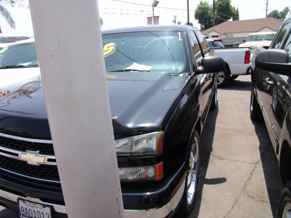2006 CHEVROLET SILVERADO - - by dealer - vehicle for sale in South El Monte, CA – photo 2