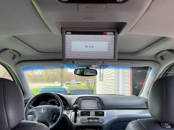 2007 Honda Odyssey Touring Minivan with Nav, DVD want to sell ASAP for sale in Wausau, WI – photo 13