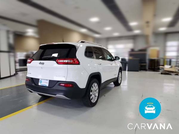 2017 Jeep Cherokee Limited Sport Utility 4D suv White - FINANCE... for sale in NEWARK, NY – photo 10