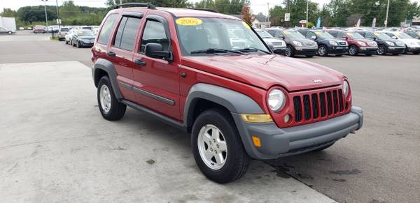 NICE!!! 2005 Jeep Liberty 4dr Sport for sale in Chesaning, MI – photo 6