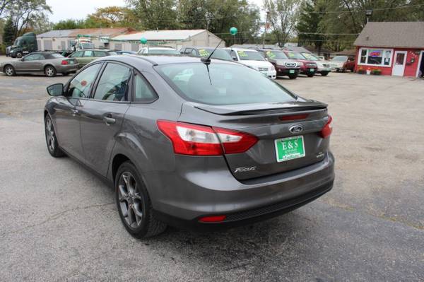 2013 Ford Focus SE - cars & trucks - by dealer - vehicle automotive... for sale in Crest Hill, IL – photo 7