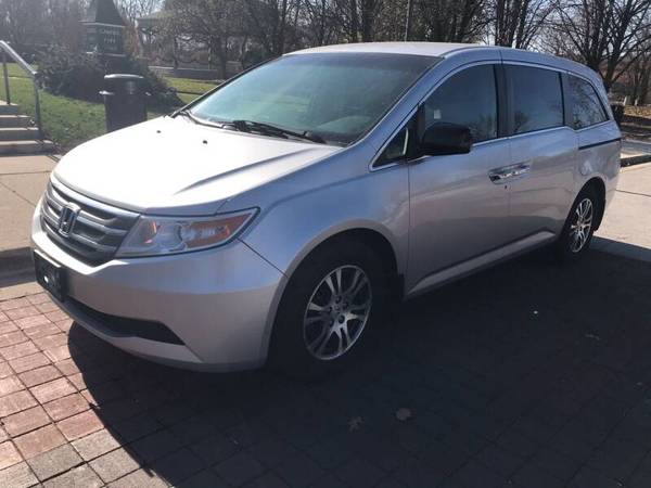2011 Honda Odyssey LX - - by dealer - vehicle for sale in Carmel, IN – photo 3