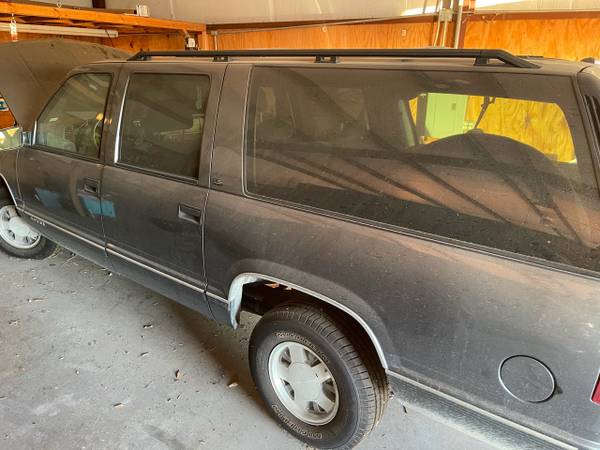1999 Chevy Suburban for sale in Royse city, TX – photo 3