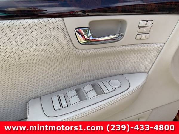 2011 Cadillac Dts - cars & trucks - by dealer - vehicle automotive... for sale in Fort Myers, FL – photo 18