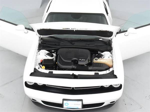 2018 Dodge Challenger SXT Coupe 2D coupe WHITE - FINANCE ONLINE for sale in Atlanta, FL – photo 4