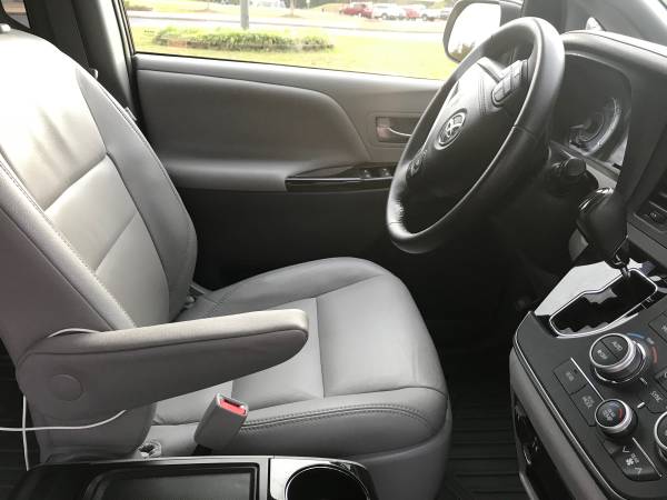 2018 toyota sienna for sale in Boiling Springs, SC – photo 18