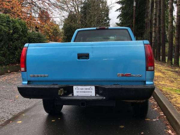 1995 GMC SIERRA 2500 SL 4WD ford chevrolet toyota tacoma tundra -... for sale in Milwaukie, OR – photo 8