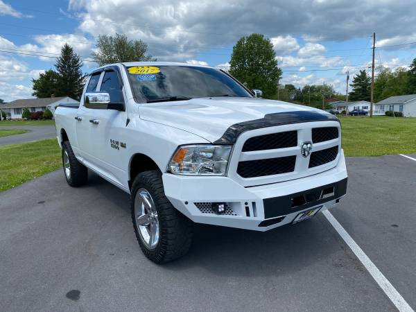 2017 RAM 1500 ST V8 5 7L 4X4 BACKUP TOW PKG BT/XM CLEAN ! - cars & for sale in Winchester, VA – photo 3