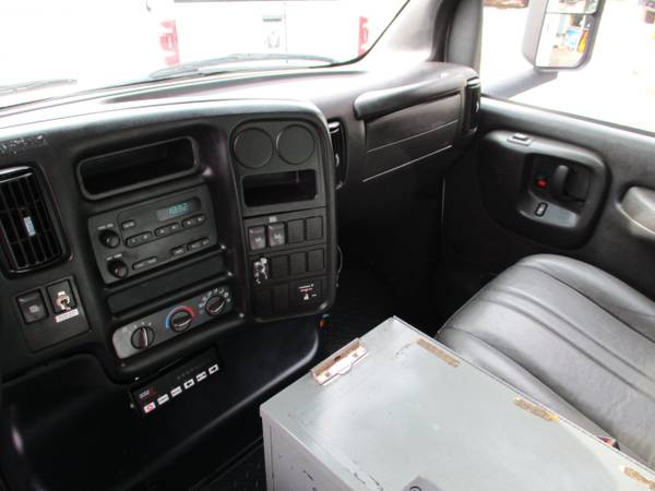 2007 Chevrolet CC4500 4500 BUCKET BOX TRUCK, 8 1L GAS, 77K - cars & for sale in south amboy, NJ – photo 24