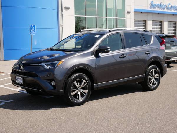 2018 Toyota RAV4 XLE - - by dealer - vehicle for sale in VADNAIS HEIGHTS, MN – photo 10