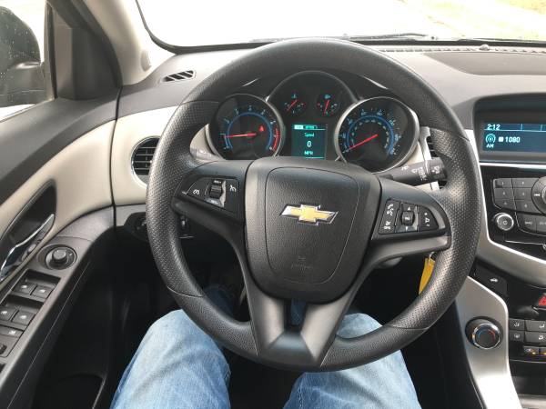 2015 Chevy Cruze .. 52k miles .... ESTATE SALE - cars & trucks - by... for sale in West Hartford, CT – photo 9
