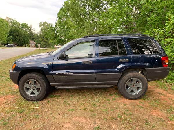 2004 Jeep Grand Cherokee WILL NEED TIE ROD RUNS AND DRIVES PERFECT! for sale in Demorest, GA – photo 11