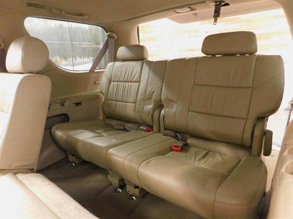 2001 Toyota Sequoia Limited 4X4/3RD SEAT/1-OWNER/Leather Navi for sale in Gladstone, OR – photo 13