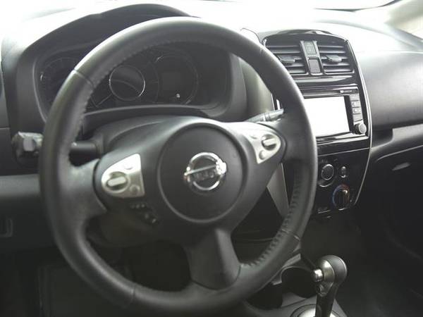 2015 Nissan Versa Note SR Hatchback 4D hatchback Black - FINANCE for sale in Cleveland, OH – photo 2