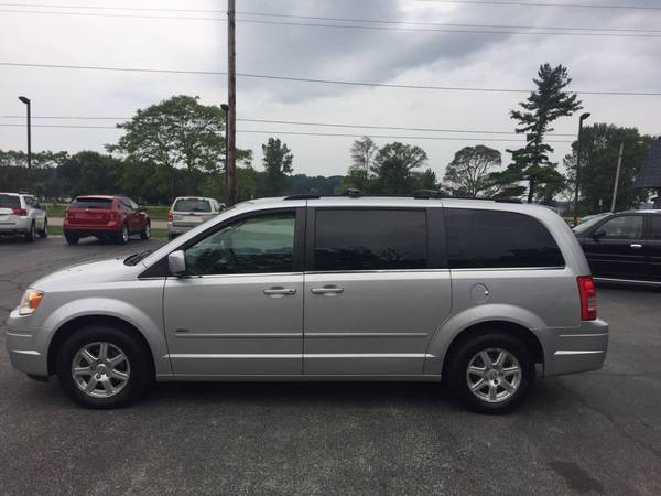 2008 *Chrysler* *Town & Country* *4dr Wagon Touring* for sale in Muskegon, MI – photo 3