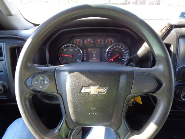 2015 Chevrolet Silverado 3500HD 4X4 DUALLY FLATBED RUST FREE for sale in Loyal, MI – photo 4