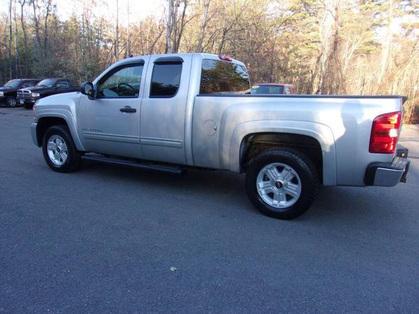 2011 Chevrolet Chevy Silverado 1500 LT 4x4 4dr Extended Cab 6.5 ft.... for sale in Londonderry, NH – photo 8
