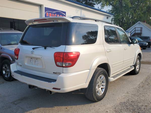 2006 Toyota Sequoia 2WD - - by dealer - vehicle for sale in Ankeny, IA – photo 2