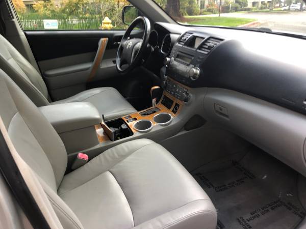 2008 Toyota Highlander Hybrid Limited 4WD --Leather, 3rd Row, Clean-- for sale in Kirkland, WA – photo 14