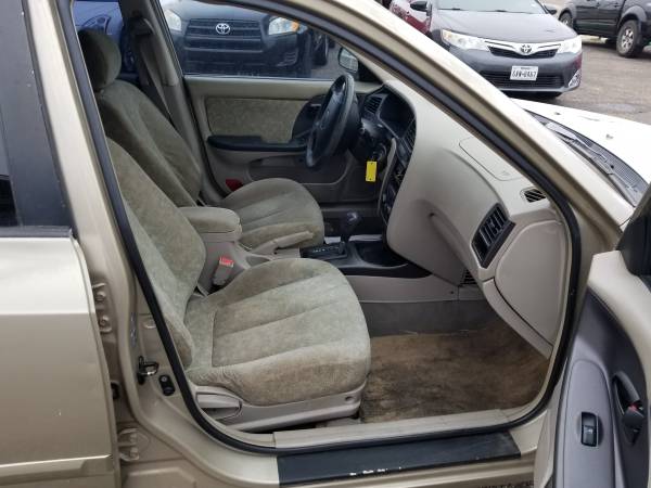 GOLD 2001 HYUNDAI ELANTRA for $300 Down for sale in 79412, TX – photo 8