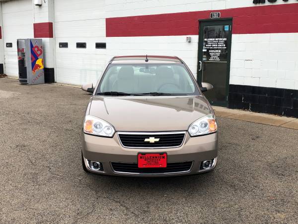 2007 Chevy Malibu LTZ - cars & trucks - by dealer - vehicle... for sale in Yorkville, IL – photo 4