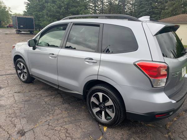 2018 Subaru Forester 2.5i premium with 16k miles loaded with eye site for sale in Duluth, MN – photo 5