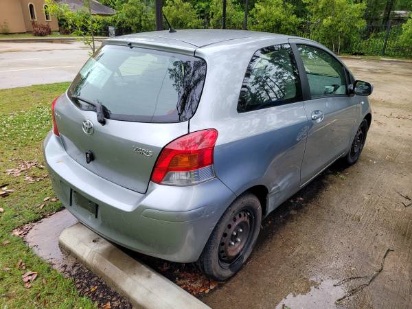 2010 toyota yaris low miles excellent conditions for sale in Mandeville, LA – photo 3