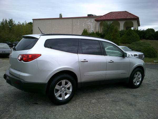 Chevrolet Traverse LT AWD 3rd ROW DVD 1 OWNER **1 year warranty** -... for sale in Hampstead, MA – photo 5
