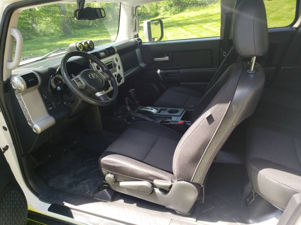 2011 Toyota FJ Cruiser for sale in Greenville, KY – photo 3