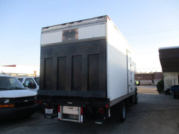 2011 FORD F550 XLT 20FT 3 TON MOVING GRIP BOX TRUCK LIFTGATE 110K... for sale in Gardena, CA – photo 6