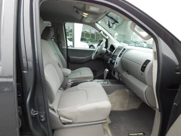 2012 Nissan Frontier 2WD Crew Cab SWB Auto SV - - by for sale in Cullman, AL – photo 9