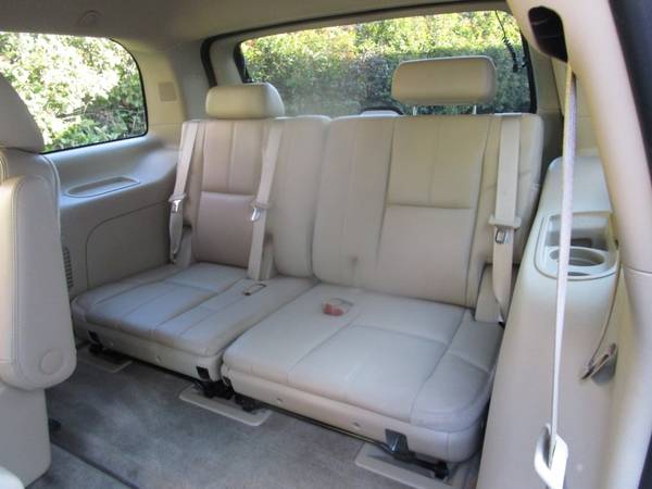 2012 Chevrolet Tahoe 1500 LT - PARKING SENSORS - THIRD ROW SEAT-... for sale in Sacramento , CA – photo 17