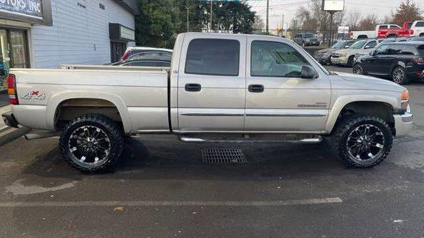 2005 GMC Sierra 2500 SLT 90 DAYS NO PAYMENTS OAC! 4dr Crew Cab SLT for sale in Portland, OR – photo 7