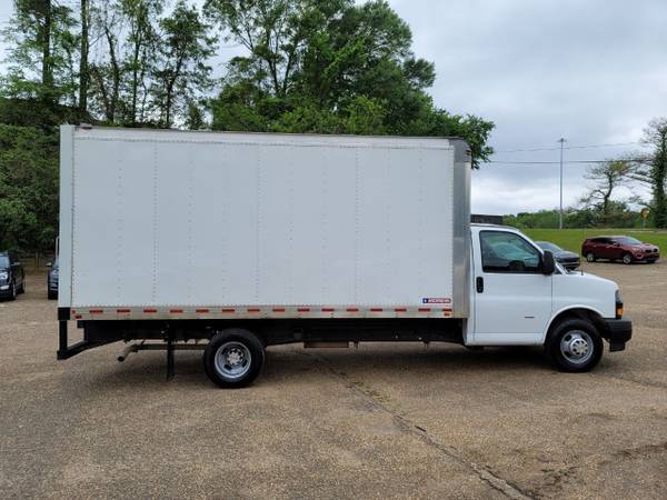 2019 Chevrolet Express Commercial Cutaway 16 FOOT BOX - cars & for sale in Vicksburg, AL – photo 4