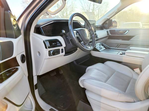 2018 Lincoln Navigator L Reserve - cars & trucks - by dealer -... for sale in Neenah, WI – photo 20