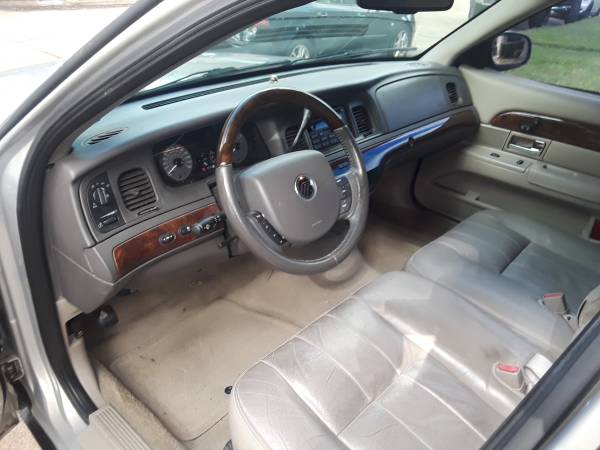 2008 Grand Marquis Low Miles Very Clean - cars & trucks - by owner -... for sale in League City, TX – photo 5