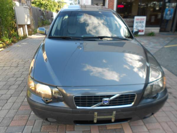 2004 VOLVO S60 2.5T AWD 47,000 1 OWNER WE FINANCE!! for sale in Farmingdale, NY – photo 2