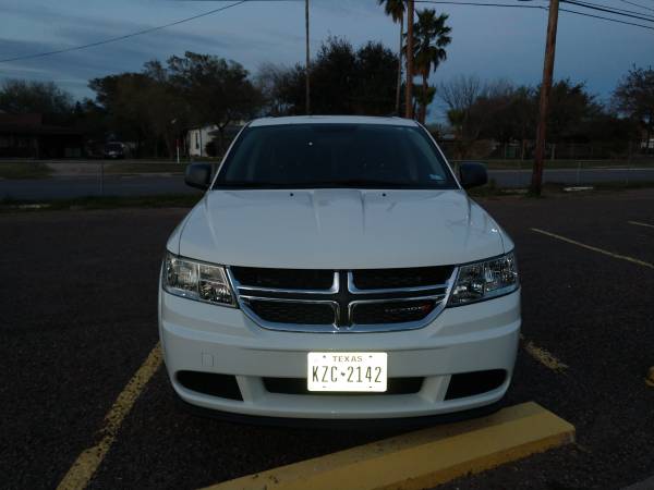 2016 Dodge Journey SUV 3rd Row Gas Saver - cars & trucks - by owner... for sale in McAllen, TX – photo 2