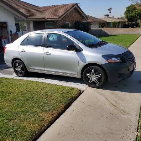 2011 toyota yaris - cars & trucks - by owner - vehicle automotive sale for sale in Duarte, CA – photo 2